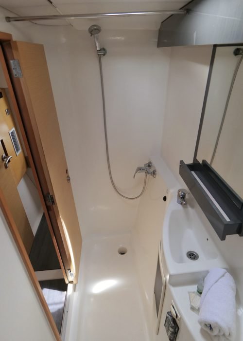 Atila shower