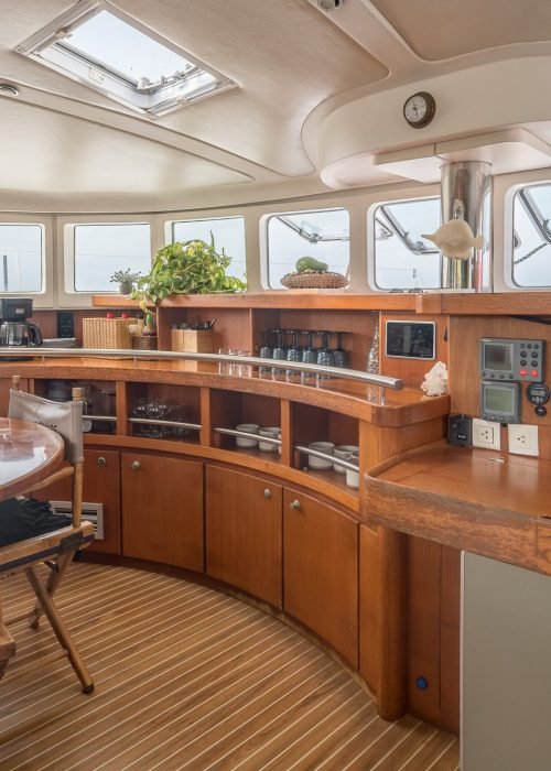 Nomade Catamaran Interior - Nomad Sailors Agency