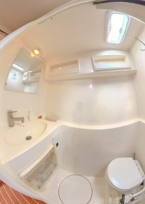 Kaya catamaran bathroom