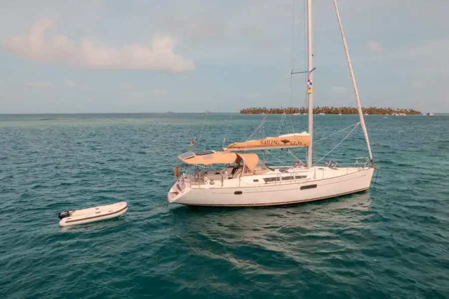 c26056b1-ce47-4aae-8115-834f51a8d424